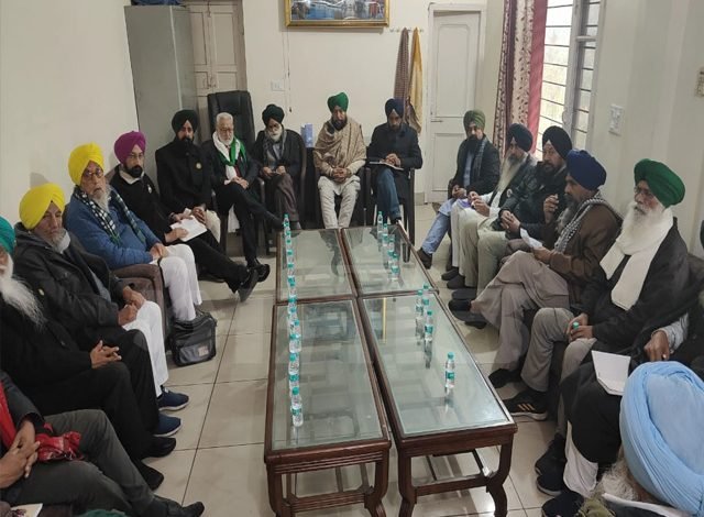 ਕਿਸਾਨ ਜਥੇਬੰਦੀਆਂ ਦੇ ਤਿੰਨਾਂ ਫੋਰਮਾਂ ਦੀ ਪਾਤੜਾਂ ਵਿਚ ਮੀਟਿੰਗ ਹੋਈ ਸ਼ੁਰੂ