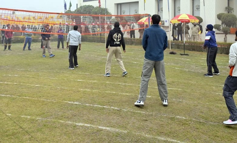 ਫ਼ਿਰੋਜ਼ਪੁਰ ਪੁਲਿਸ ਅਤੇ ਵਿਵੇਕਾਨੰਦ ਵਰਲਡ ਸਕੂਲ ਵਲੋਂ ਆਯੋਜਿਤ ਨਸ਼ਾ ਵਿਰੋਧੀ ਵਾਲੀਬਾਲ ਟੂਰਨਾਮੈਂਟ ਦਾ ਹੋਇਆ ਉਦਘਾਟਨ