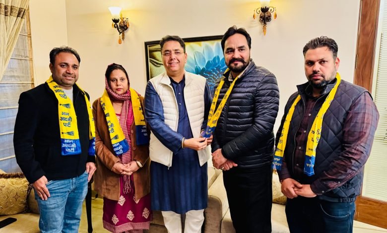 'AAP' Gains Strength in Ludhiana, Setback For Congress! 'AAP' Gains Strength in Ludhiana, Setback For Congress!