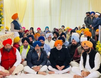 ਗ੍ਰਹਿ ਮੰਤਰੀ ਨੇ ਪ੍ਰਕਾਸ਼ ਪੁਰਬ ਮੌਕੇ ਗੁਰਦੁਆਰਾ ਸ੍ਰੀ ਰਕਾਬ ਗੰਜ ਸਾਹਿਬ ਵਿਖੇ ਕੀਤੀ ਅਰਦਾਸ