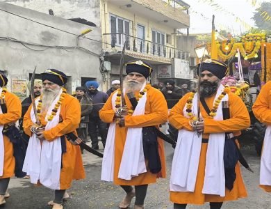 ਗੁਰੂ ਗੋਬਿੰਦ ਸਿੰਘ ਮਹਾਰਾਜ ਜੀ ਦੇ ਪ੍ਰਕਾਸ਼ ਪੁਰਬ ਸਬੰਧੀ ਕਿਸ਼ਨਗੜ੍ਹ ਦੀਆਂ ਸੰਗਤਾਂ ਵੱਲੋਂ ਸਜਾਇਆ ਗਿਆ ਵਿਸ਼ਾਲ ਨਗਰ ਕੀਰਤਨ