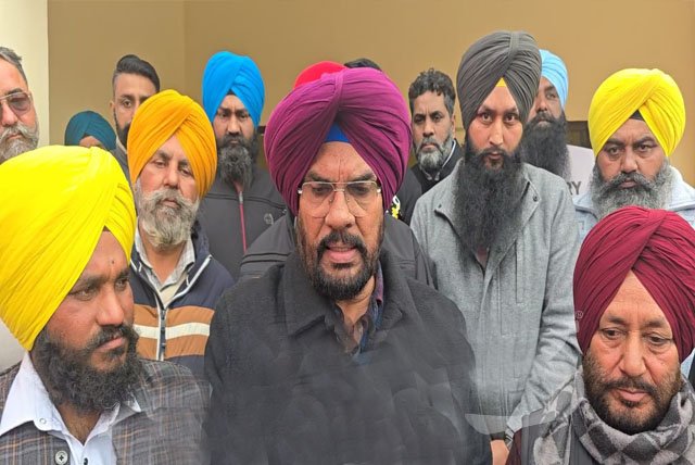 ਕੇਂਦਰ ਸਰਕਾਰ ਨੂੰ ਮੀਟਿੰਗਾਂ 'ਚ ਸਮਾਂ ਗਵਾਉਣ ਦੀ ਬਜਾਏ ਕਿਸਾਨਾਂ ਦੀਆਂ ਮੰਗਾਂ ਲਾਗੂ ਕਰਨੀਆਂ ਚਾਹੀਦੀਆਂ - ਧਾਲੀਵਾਲ