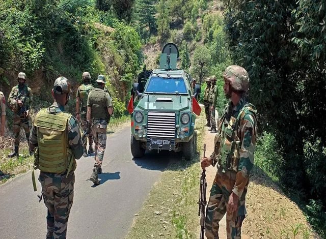 ਜੰਮੂ ਕਸ਼ਮੀਰ: ਸੁਰੱਖਿਆ ਬਲਾਂ ਤੇ ਅੱਤਵਾਦੀਆਂ ਵਿਚਾਲੇ ਗੋਲੀਬਾਰੀ ਸ਼ੁਰੂ