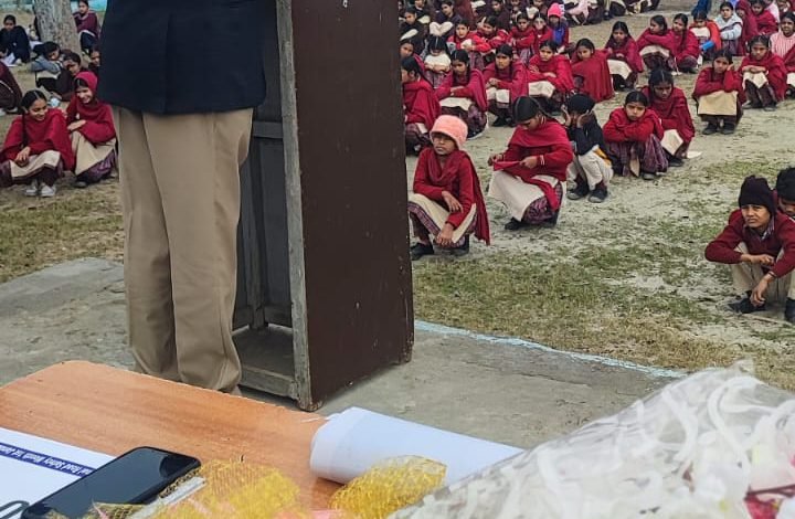 ਸੀਨੀਅਰ ਸੈਕੰਡਰੀ ਸਕੂਲ ਬੱਗੇ ਕੇ ਪਿੱਪਲ ਵਿਖੇ ਸੜਕ ਸੁਰੱਖਿਆ ਮਹੀਨੇ ਦੇ ਸਬੰਧ ਵਿੱਚ ਸੈਮੀਨਾਰ ਲਗਾਇਆ