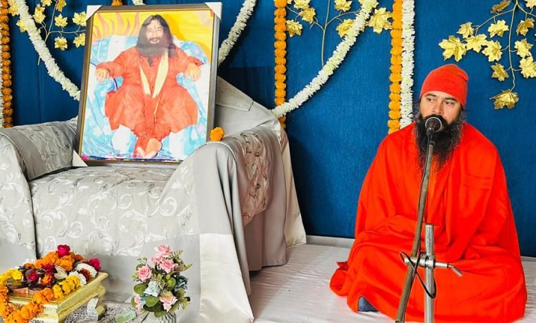 ਦਿਵਯ ਜਯੋਤੀ ਜਾਗਿ੍ਰਤੀ ਸੰਸਥਾਨ ਵੱਲੋਂ ਆਸ਼ਰਮ ਵਿਚ ਸਪਤਾਹਿਕ ਸਤਿਸੰਗ ਪ੍ਰੋਗਰਾਮ ਕਰਵਾਇਆ