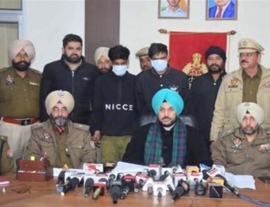 ਸ੍ਰੀਲੰਕਾ ਦੇ ਨਾਗਰਿਕਾਂ ਨੂੰ ਅਗਵਾ ਕਰਨ ਵਾਲੇ ਦੋ ਮੁਲਜ਼ਮ ਦਬੋਚੇ, ਜਲੰਧਰ ਤੇ ਕਪੂਰਥਲਾ ਦੇ ਪਿੰਡਾਂ ਦੇ ਵਸਨੀਕ ਹਨ ਦੋਵੇਂ ਮੁਲਜ਼ਮ, ਤੀਜੇ ਦੀ ਭਾਲ ਜਾਰੀ