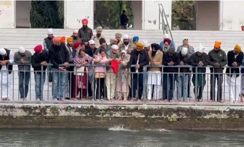 ਲੁਧਿਆਣਾ ਪੱਛਮੀ ਤੋਂ ਆਮ ਆਦਮੀ ਪਾਰਟੀ ਦੇ ਵਿਧਾਇਕ ਗੁਰਪ੍ਰੀਤ ਗੋਗੀ ਦੀਆਂ ਅਸਥੀਆਂ ਪਤਾਲਪੁਰੀ ਵਿਖੇ ਜਲ ਪ੍ਰਵਾਹ