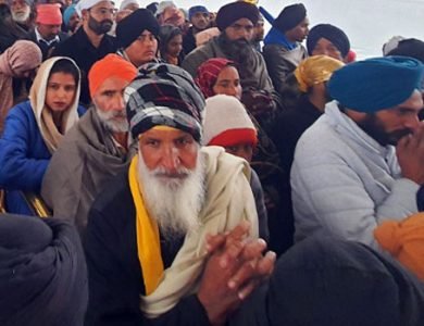 ਸ੍ਰੀ ਹਰਿਮੰਦਰ ਸਾਹਿਬ ਵਿਖੇ ਸ਼ਰਧਾ ਸਹਿਤ ਮਨਾਇਆ ਜਾ ਰਿਹਾ ਹੈ ਦਸਵੇਂ ਪਾਤਿਸ਼ਾਹ ਦਾ ਪ੍ਰਕਾਸ਼ ਪੁਰਬ