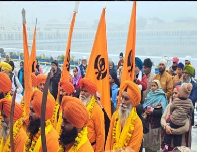 ਗੁਰਦੁਆਰਾ ਟੁੱਟੀ ਗੰਢੀ ਸਾਹਿਬ ਤੋਂ ਦਸਮੇਸ਼ ਪਿਤਾ ਸ੍ਰੀ ਗੁਰੂ ਗੋਬਿੰਦ ਸਿੰਘ ਜੀ ਦੇ ਪ੍ਰਕਾਸ਼ ਪੁਰਬ ਨੂੰ ਸਮਰਪਿਤ ਨਗਰ ਕੀਰਤਨ ਸਜਾਇਆ