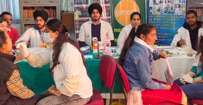 ਡੀਏਵੀ ਗਰਲਜ਼ ਕਾਲਜ ’ਚ ਜੇਨੇਸਿਸ ਡੈਂਟਲ ਕਾਲਜ ਵੱਲੋਂ ਦੰਦਾਂ ਚੈੱਕਅੱਪ ਕੈਂਪ ਲਗਾਇਆ