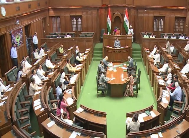 ਦਿੱਲੀ ਵਿਧਾਨ ਸਭਾ ’ਚ ਅੱਜ ਪੇਸ਼ ਕੀਤੀਆਂ ਜਾਣਗੀਆਂ ਕੈਗ ਦੀਆਂ ਰਿਪੋਰਟਾਂ ਦਿੱਲੀ ਵਿਧਾਨ ਸਭਾ ’ਚ ਅੱਜ ਪੇਸ਼ ਕੀਤੀਆਂ ਜਾਣਗੀਆਂ ਕੈਗ ਦੀਆਂ ਰਿਪੋਰਟਾਂ