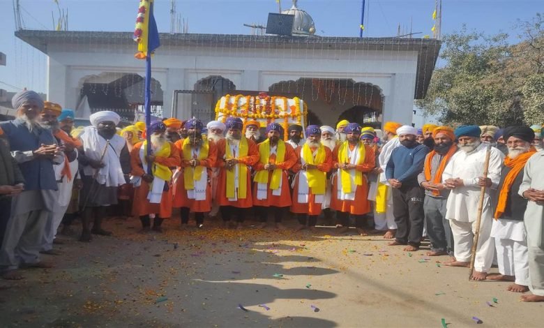 ਗੁਰਦੁਆਰਾ ਬਾਬਾ ਨੋਧ ਸਿੰਘ ਤੋਂ ਨਗਰ ਕੀਰਤਨ ਸਜਾਇਆ