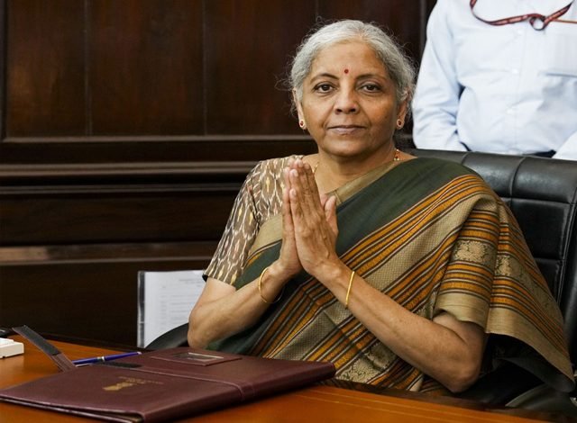 ਅੱਜ ਵਿੱਤ ਮੰਤਰੀ ਮਹਾਕੁੰਭ ’ਚ ਲਗਾਉਣਗੇ ਡੁਬਕੀ