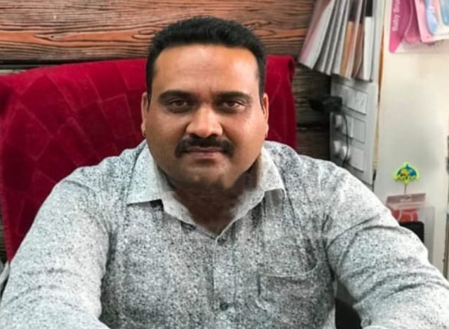 ਕਾਰ ਦਰੱਖਤ ਨਾਲ ਟਕਰਾਉਣ ਕਾਰਨ ਚਾਲਕ ਦੀ ਮੌਤ