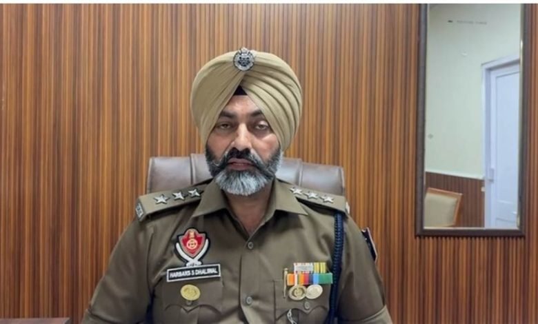 ਬਠਿੰਡਾ ਪੁਲਿਸ ਨੇ ਇਮੀਗ੍ਰੇਸ਼ਨ ਤੇ ਆਈਲੈਟਸ ਸੈਂਟਰਾਂ ਦੀ ਕੀਤੀ ਅਚਨਚੇਤ ਚੈਕਿੰਗ, ਸੰਚਾਲਕਾਂ ਨੂੰ ਦਸਤਾਵੇਜ਼ ਪੂਰੇ ਕਰਨ ਤੇ ਲਾਇਸੈਂਸ ਨਵਿਆਉਣ ਦੇ ਹੁਕਮ ਬਠਿੰਡਾ ਪੁਲਿਸ ਨੇ ਇਮੀਗ੍ਰੇਸ਼ਨ ਤੇ ਆਈਲੈਟਸ ਸੈਂਟਰਾਂ ਦੀ ਕੀਤੀ ਅਚਨਚੇਤ ਚੈਕਿੰਗ, ਸੰਚਾਲਕਾਂ ਨੂੰ ਦਸਤਾਵੇਜ਼ ਪੂਰੇ ਕਰਨ ਤੇ ਲਾਇਸੈਂਸ ਨਵਿਆਉਣ ਦੇ ਹੁਕਮ