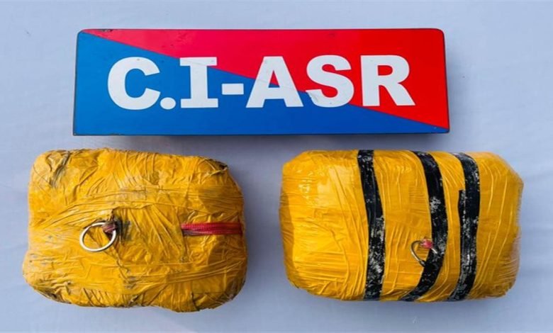 ਸਰਹੱਦ ਪਾਰੋਂ ਚਲ ਰਹੇ ਨਸ਼ਾ ਤਸਕਰੀ ਰੈਕੇਟ ਦਾ ਪਰਦਾਫਾਸ਼; 10 ਕਿਲੋ ਹੈਰੋਇਨ ਸਮੇਤ ਇੱਕ ਵਿਅਕਤੀ ਕਾਬੂ