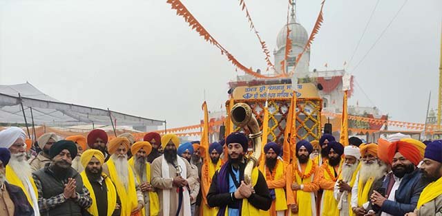 ਦਸ਼ਮੇਸ਼ ਪਿਤਾ ਜੀ ਦੇ ਵਿਆਹ ਪੁਰਬ ਸੰਬੰਧੀ ਗੁਰੂ ਕਾ ਲਾਹੌਰ ਲਈ ਨਗਰ ਕੀਰਤਨ ਆਰੰਭ