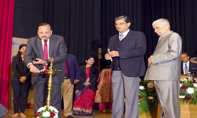 ਰਾਜੀਵ ਗਾਂਧੀ ਨੈਸ਼ਨਲ ਯੂਨੀਵਰਸਿਟੀ ਆਫ ਲਾਅ ’ਚ ਕੌਮਾਂਤਰੀ ਕਾਨਫਰੰਸ ਸ਼ੁਰੂ, AI ਦੇ ਯੁੱਗ ’ਚ ਨੈਤਿਕਤਾ, ਨਿਯਮਾਂ ਤੇ ਸਥਿਰਤਾ ’ਤੇ ਪੈਣ ਵਾਲੇ ਪ੍ਰਭਾਵ ’ਤੇ ਚਰਚਾ