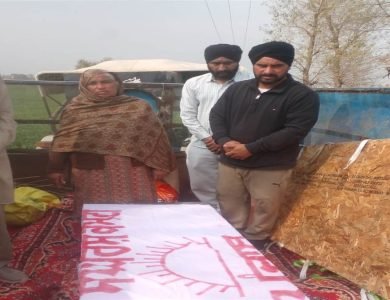ਕੈਨੇਡਾ ਤੋਂ ਆਈ ਨੌਜਵਾਨ ਦੀ ਦੇਹ, ਗਮਗੀਨ ਮਾਹੌਲ ’ਚ ਹੋਇਆ ਸਸਕਾਰ
