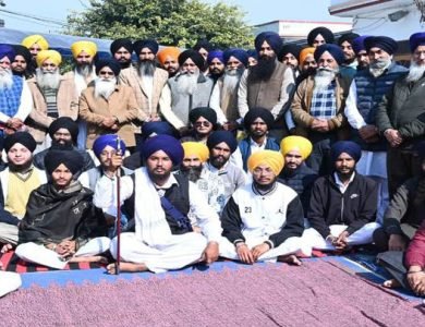 ਐਡਵੋਕੇਟ ਹਰਜਿੰਦਰ ਸਿੰਘ ਧਾਮੀ ਦੇ ਨਿਰਦੇਸ਼ਾਂ ’ਤੇ ਸ਼੍ਰੋਮਣੀ ਕਮੇਟੀ ਵੱਲੋਂ ਦੋਆਬਾ ਖੇਤਰ ’ਚ ਧਰਮ ਪ੍ਰਚਾਰ ਲਈ ਜਥੇ ਰਵਾਨਾ