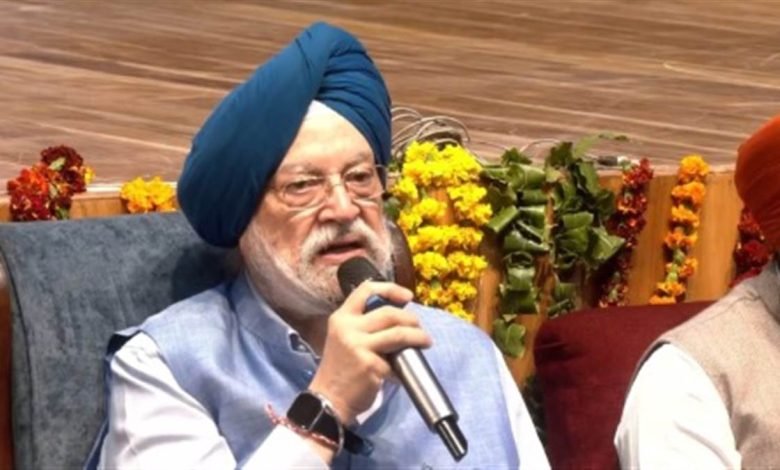 ਪਿਛਲੇ ਦਹਾਕੇ 'ਚ ਖੇਤੀ ਖੇਤਰ ਦਾ ਤੇਜ਼ੀ ਨਾਲ ਵਿਕਾਸ ਹੋਇਆ : ਕੇਂਦਰੀ ਮੰਤਰੀ ਪੁਰੀ ਪਿਛਲੇ ਦਹਾਕੇ 'ਚ ਖੇਤੀ ਖੇਤਰ ਦਾ ਤੇਜ਼ੀ ਨਾਲ ਵਿਕਾਸ ਹੋਇਆ : ਕੇਂਦਰੀ ਮੰਤਰੀ ਪੁਰੀ