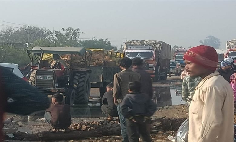 ਝੁੱਗੀਆਂ ’ਚ ਵੜਿਆ ਬੇਕਾਬੂ ਟਰੱਕ; ਇਕ ਹਲਾਕ, ਦੂਜਾ ਜ਼ਖ਼ਮੀ