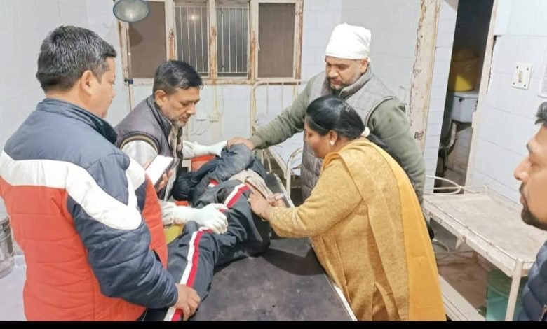 ਮੋਟਰਸਾਈਕਲ ਸਲੀਪ ਹੋਣ ਕਾਰਨ ਇੱਕ ਵਿਅਕਤੀ ਗੰਭੀਰ ਜਖਮੀ