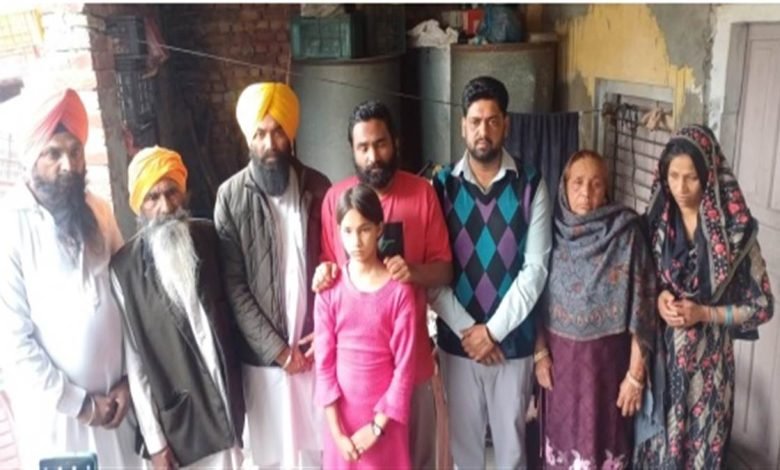 25-26 ਦਿਨ ਨਹਾਉਣ ਨਹੀਂ ਦਿੱਤਾ, 45 ਦਿਨ ਇਕ ਹੀ ਪੈਂਟ ਪਾਉਣੀ ਪਈ, ਅਮਰੀਕਾ ਤੋਂ ਡਿਪੋਰਟ ਹੋਏ ਗੁਰਮੀਤ ਨੇ ਸੁਣਾਈ ਹੱਡਬੀਤੀ