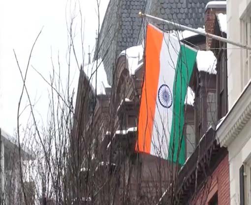 ਪ੍ਰਧਾਨ ਮੰਤਰੀ ਮੋਦੀ ਦੇ ਵਾਸ਼ਿੰਗਟਨ ਡੀ.ਸੀ. ਪਹੁੰਚਣ 'ਤੇ ਭਾਰਤੀ ਝੰਡੇ ਨਾਲ ਸਜਾਇਆ ਗਿਆ ਬਲੇਅਰ ਹਾਊਸ