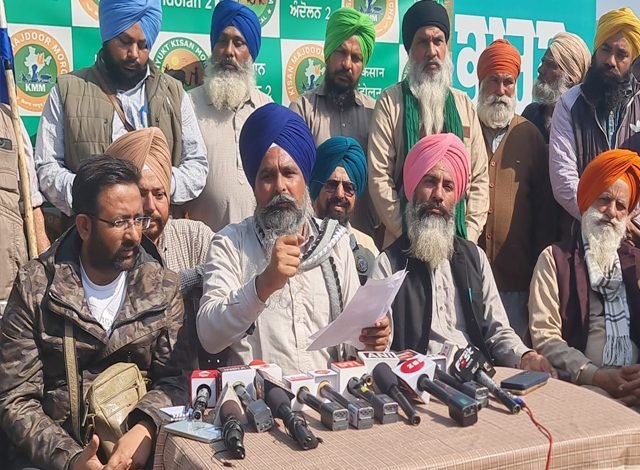 11 ਨੂੰ ਰਤਨਪੁਰਾ, 12 ਨੂੰ ਖਨੌਰੀ ਅਤੇ 13 ਨੂੰ ਸ਼ੰਭੂ ਬੈਰੀਅਰ ’ਤੇ ਕੀਤੇ ਜਾਣਗੇ ਵੱਡੇ ਇਕੱਠ - ਸਰਵਣ ਸਿੰਘ ਪੰਧੇਰ