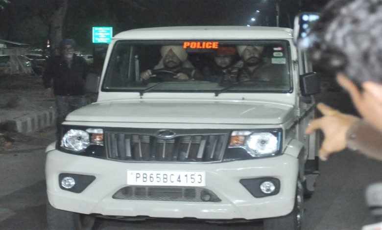 ਅਮਰੀਕਾ ਤੋਂ ਡਿਪੋਰਟ 116 ਭਾਰਤੀਆਂ ’ਚੋਂ ਚਾਰ ਵਾਂਟੇਡ ਏਅਰਪੋਰਟ ਤੋਂ ਹੀ ਗ੍ਰਿਫ਼ਤਾਰ, RSS ਨੇਤਾ ਦੀ ਹੱਤਿਆ ਤੇ ਹੋਰ ਅਪਰਾਧਾਂ ’ਚ ਸਨ ਲੁੜੀਂਦੇ