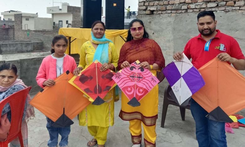 ਪੂਰੀ ਸ਼ਾਨੋ–ਸ਼ੌਕਤ ਨਾਲ ਮਨਾਇਆ ਫ਼ਿਰੋਜ਼ਪੁਰੀਆ ਨੇ ਬਸੰਤ ਪੰਚਮੀ ਦਾ ਤਿਉਹਾਰ