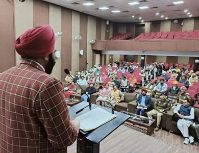 ਸੂਬਾ ਸਰਕਾਰ ਵਲੋਂ ਚਲਾਈਆਂ ਜਾ ਰਹੀਆਂ ਵੱਖ-ਵੱਖ ਤਰ੍ਹਾਂ ਦੀਆਂ ਲੋਕ ਭਲਾਈ ਸਕੀਮਾਂ ਦੇ ਮੱਦੇਨਜ਼ਰ ਸੈਮੀਨਾਰ ਆਯੋਜਿਤ