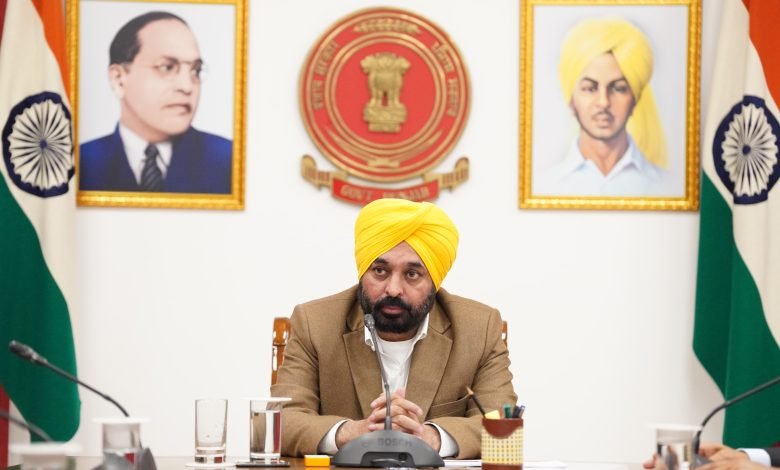 ਭ੍ਰਿਸ਼ਟਾਚਾਰ ਖ਼ਿਲਾਫ਼ ਪੰਜਾਬ ਸਰਕਾਰ ਦੀ ਵੱਡੀ ਕਾਰਵਾਈ, ਮੁਕਤਸਰ ਦਾ ਡੀ.ਸੀ. ਤਬਦੀਲ ਤੇ ਮੁਅੱਤਲ