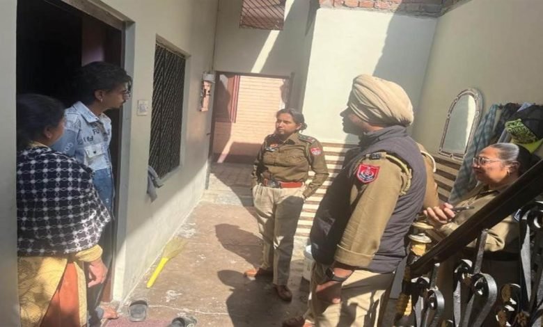 13 ਥਾਵਾਂ 'ਤੇ ਛਾਪੇਮਾਰੀ, ਵੱਡੀ ਮਾਤਰਾ ’ਚ ਨਸ਼ੀਲੇ ਪਦਾਰਥ ਤੇ ਗੈਰ-ਕਾਨੂੰਨੀ ਹਥਿਆਰ ਜ਼ਬਤ