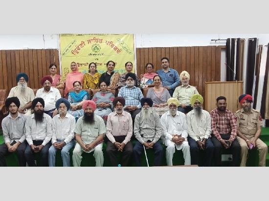 ਤ੍ਰਿਵੇਣੀ ਸਾਹਿਤ ਪਰਿਸ਼ਦ ਪਟਿਆਲਾ ਵੱਲੋਂ ਸ਼ਹੀਦ ਭਗਤ ਸਿੰਘ  ਦੀ ਸ਼ਹਾਦਤ ਨੂੰ ਸਮਰਪਿਤ ਸਾਹਿਤਿਕ ਸਮਾਗਮ ਕਰਵਾਇਆ ਗਿਆ
