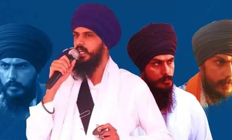 ਪੁਲਿਸ ਨੇ MP ਅੰਮ੍ਰਿਤਪਾਲ ਸਿੰਘ ਦੇ ਸਾਥੀਆਂ ਨੂੰ ਅਜਨਾਲਾ ਕੋਰਟ 'ਚ ਕੀਤਾ ਪੇਸ਼, ਅਦਾਲਤ ਨੇ ਵਧਾਈ ਇੰਨੇ ਦਿਨਾਂ ਦੀ ਰਿਮਾਂਡ
