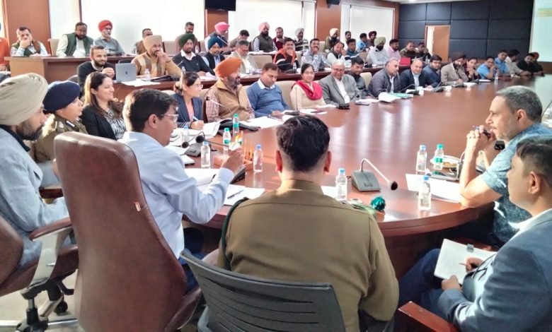 ਦੇਸ਼ ਦੇ ਰਾਸ਼ਟਰਪਤੀ ਦਾ ਬਠਿੰਡਾ ਦੌਰਾ 11 ਮਾਰਚ ਨੂੰ : ਡਿਪਟੀ ਕਮਿਸ਼ਨਰ ਦੇਸ਼ ਦੇ ਰਾਸ਼ਟਰਪਤੀ ਦਾ ਬਠਿੰਡਾ ਦੌਰਾ 11 ਮਾਰਚ ਨੂੰ : ਡਿਪਟੀ ਕਮਿਸ਼ਨਰ