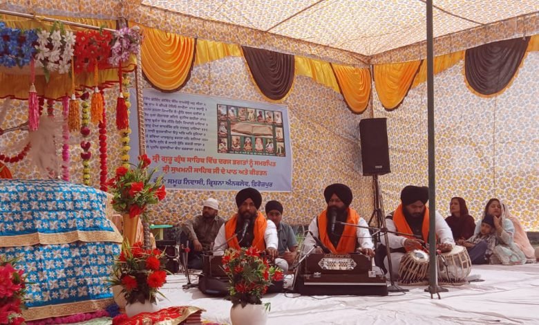 ਕ੍ਰਿਸ਼ਨਾ ਇਨਕਲੇਵ ਦੀ ਸਮੂਹ ਸਾਧ ਵਲੋਂ ਕਰਵਾਇਆ ਸੁਖਮਨੀ ਸਾਹਿਬ ਦਾ ਪਾਠ