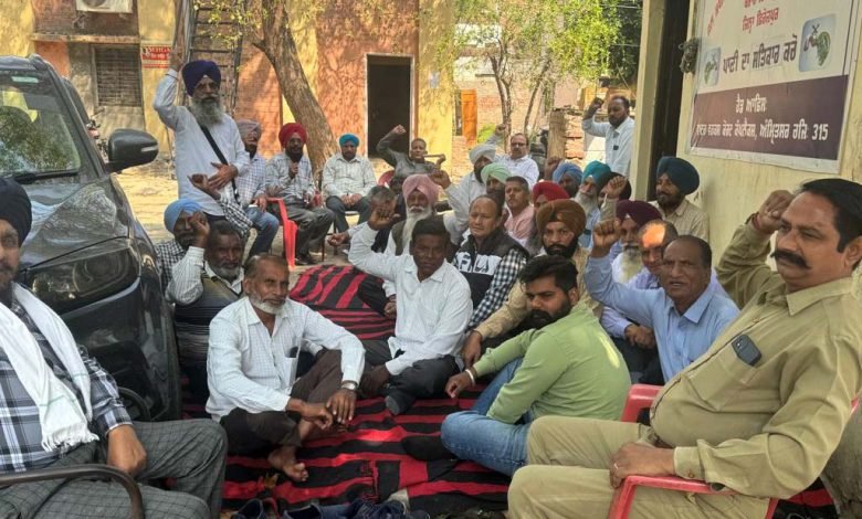 ਜਲ ਸਪਲਾਈ ਅਤੇ ਸੇਨੀਟੇਸ਼ਨ ਮਸਟਰੋਲ ਇੰਪਲਾਈਜ਼ ਯੂਨੀਅਨ ਜੋਨ ਫਿਰੋਜ਼ਪੁਰ ਦੀ ਮੀਟਿੰਗ ਹੋਈ ਜਲ ਸਪਲਾਈ ਅਤੇ ਸੇਨੀਟੇਸ਼ਨ ਮਸਟਰੋਲ ਇੰਪਲਾਈਜ਼ ਯੂਨੀਅਨ ਜੋਨ ਫਿਰੋਜ਼ਪੁਰ ਦੀ ਮੀਟਿੰਗ ਹੋਈ