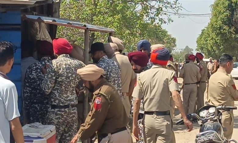 ਬਨੂੜ ਦਾ ਪਿੰਡ ਛੜਬੜ ਪੁਲਿਸ ਛਾਉਣੀ 'ਚ ਬਦਲਿਆ, ਲਾਮ-ਲਸ਼ਕਰ ਨਾਲ ਪੁੱਜੇ ਪੁਲਿਸ ਪ੍ਰਸ਼ਾਸਨ ਨੇ ਲੋਕਾਂ ਦੀ ਵਧਾਈ ਚਿੰਤਾ