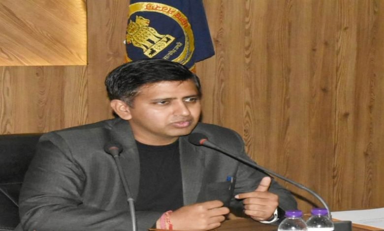 ਜਲੰਧਰ 'ਚ SDM ਕਰਨਗੇ ਰਵਿਨਿਊ ਰਜਿਸਟ੍ਰੇਸ਼ਨ ਦਾ ਕੰਮ, ਡੀਸੀ ਨੇ ਜਾਰੀ ਕੀਤੀ 12 ਅਧਿਕਾਰੀਆਂ ਦੀ ਲਿਸਟ ਜਲੰਧਰ 'ਚ SDM ਕਰਨਗੇ ਰਵਿਨਿਊ ਰਜਿਸਟ੍ਰੇਸ਼ਨ ਦਾ ਕੰਮ, ਡੀਸੀ ਨੇ ਜਾਰੀ ਕੀਤੀ 12 ਅਧਿਕਾਰੀਆਂ ਦੀ ਲਿਸਟ