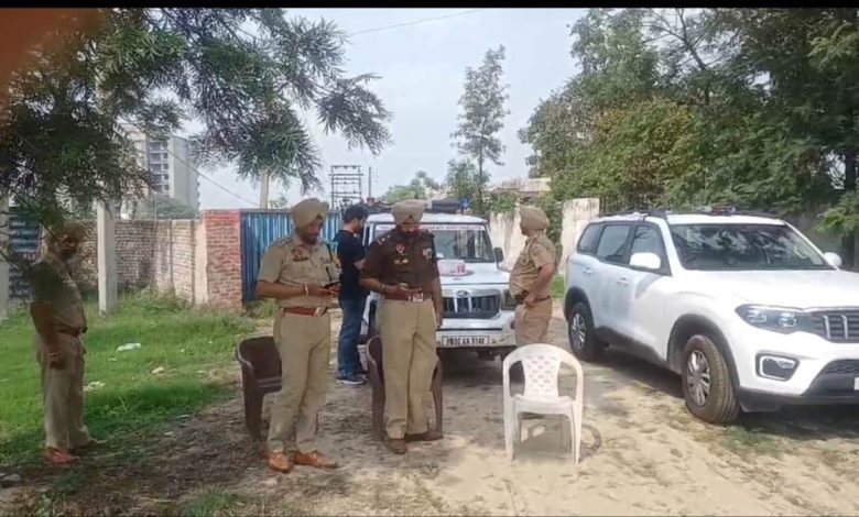 ਪੁਲਿਸ ਹਿਰਾਸਤ ’ਚੋਂ ਭੱਜ ਰਿਹਾ ਨਸ਼ਾ ਤਸਕਰ ਜ਼ਖ਼ਮੀ, ਹੈਰੋਇਨ ਤੇ ਹਥਿਆਰ ਬਰਾਮਦ ਕਰਨ ਲਈ ਲੈ ਕੇ ਆਈ ਸੀ ਪੁਲਿਸ