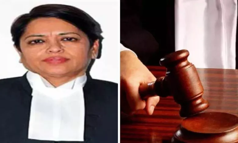 ਵੱਡੀ ਖ਼ਬਰ : 17 ਸਾਲ ਪੁਰਾਣੇ ਜੱਜ ਨੋਟ ਕਾਂਡ ਮਾਮਲੇ 'ਚ ਸੇਵਾਮੁਕਤ ਜੱਜ ਨਿਰਮਲ ਯਾਦਵ ਸਮੇਤ ਸਾਰੇ ਮੁਲਜ਼ਮ ਬਰੀ ਵੱਡੀ ਖ਼ਬਰ : 17 ਸਾਲ ਪੁਰਾਣੇ ਜੱਜ ਨੋਟ ਕਾਂਡ ਮਾਮਲੇ 'ਚ ਸੇਵਾਮੁਕਤ ਜੱਜ ਨਿਰਮਲ ਯਾਦਵ ਸਮੇਤ ਸਾਰੇ ਮੁਲਜ਼ਮ ਬਰੀ