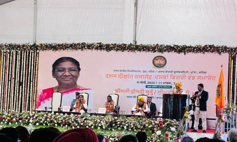 ਬਠਿੰਡਾ ਪਹੁੰਚੇ ਦੇਸ਼ ਦੇ ਰਾਸ਼ਟਰਪਤੀ ਦ੍ਰੋਪਦੀ ਮੁਰਮੂ, ਪੰਜਾਬ ਦੇ ਰਾਜਪਾਲ ਤੇ ਖੇਤੀਬਾੜੀ ਮੰਤਰੀ ਵੀ ਮੌਜੂਦ, ਨਹੀਂ ਪਹੁੰਚੇ ਅਨੁਪਮ ਖੇਰ