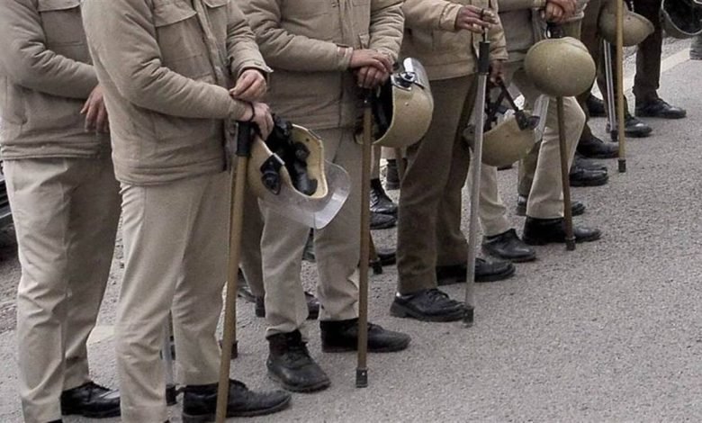 ਪੰਜਾਬ ਦੇ ਕਈ ਜ਼ਿਲ੍ਹਿਆਂ ਦੀ ਪੁਲਿਸ ਲੱਡਾ ਕੋਠੀ ਹੋਈ ਇਕੱਤਰ, BKU ਸਿੱਧੂਪੁਰ ਦੇ ਆਗੂ ਨੇ ਵੀਡੀਓ ਜਾਰੀ ਕਰ ਜਤਾਇਆ ਇਹ ਖਦਸ਼ਾ ਪੰਜਾਬ ਦੇ ਕਈ ਜ਼ਿਲ੍ਹਿਆਂ ਦੀ ਪੁਲਿਸ ਲੱਡਾ ਕੋਠੀ ਹੋਈ ਇਕੱਤਰ, BKU ਸਿੱਧੂਪੁਰ ਦੇ ਆਗੂ ਨੇ ਵੀਡੀਓ ਜਾਰੀ ਕਰ ਜਤਾਇਆ ਇਹ ਖਦਸ਼ਾ