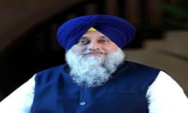 ਵਿਚਲਾ ਰਾਹ ਕੱਢਣ ਦੀ ਬਜਾਏ ਆਰ-ਪਾਰ ਦੇ ਮੂਡ 'ਚ ਹਨ ਸੁਖਬੀਰ ਬਾਦਲ, ਕੰਢਿਆਲੀ ਹੈ ਰਾਹ ਤੇੇ ਸਾਹਮਣੇ ਹੈ ਵੱਡੀ ਚੁਣੌਤੀ