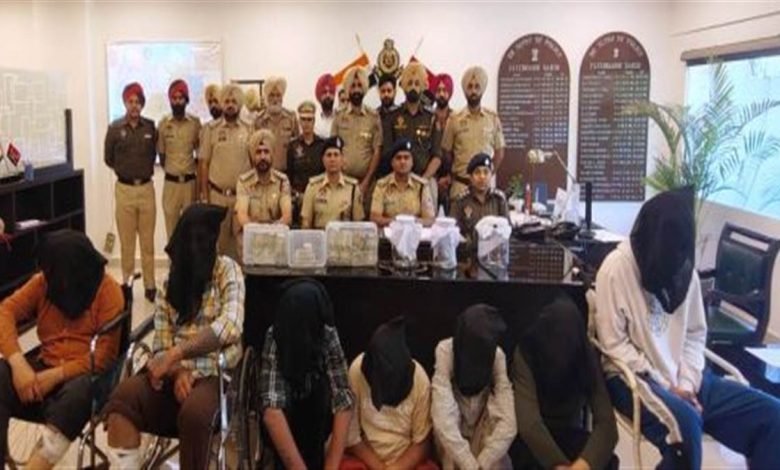 ਲੁੱਟ ਦੀ ਵਾਰਦਾਤ ਨੂੰ ਅੰਜਾਮ ਦੇਣ ਵਾਲੇਸੱਤ ਮੁਲਜ਼ਮ ਅਸਲੇ ਤੇ ਲੁੱਟ ਦੀ ਰਕਮ ਸਮੇਤ ਗ੍ਰਿਫ਼ਤਾਰ