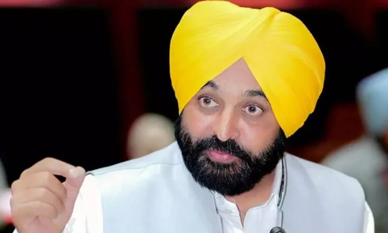 SGPC 'ਤੇ ਕਿਉਂ ਭੜਕੇ CM Bhagwant Mann ! ਬੋਲੇ - ਇਹ ਕਿਸੇ ਦੇ ਘਰ ਦੀ ਗੱਦੀ ਨਹੀਂ ਛੇਵੇਂ ਗੁਰੂ ਦਾ ਤਖ਼ਤ ਹੈ