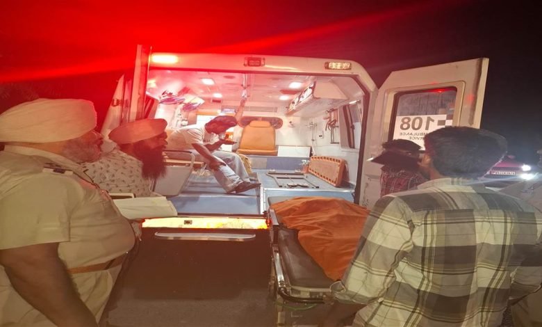 ਮੇਲਾ ਦੇਖ ਕੇ ਆ ਰਹੀ ਸੰਗਤ ਦੀ ਟਰੈਕਟਰ ਟਰਾਲੀ ਹਾਦਸੇ ਦਾ ਸ਼ਿਕਾਰ